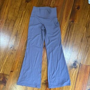 Athleta women Lavender Flared Leggings